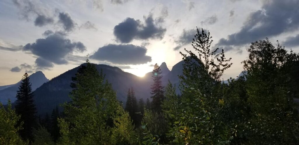 The Light of Jesus Shines though the mountains of Cancer